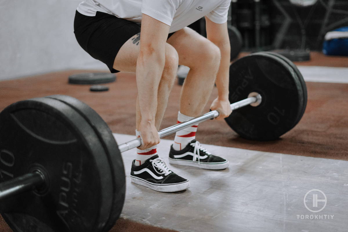 Are Vans Good for Lifting? Let’s Learn Together Torokhtiy Weightlifting